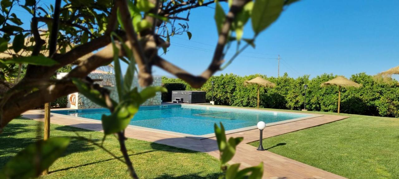 Quinta Dos I'S - Algarve Villa Ferrarias  Buitenkant foto