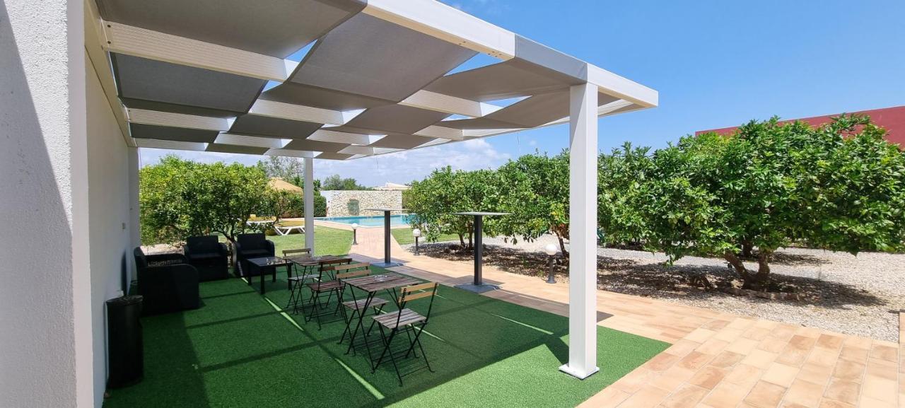Quinta Dos I'S - Algarve Villa Ferrarias  Buitenkant foto